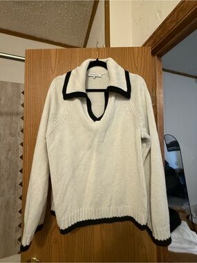 WeWoreWhat Cream Sweater with Black Trim - Crew/Scoop Neck